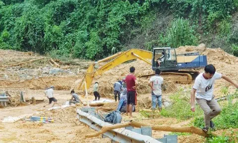 Tìm kiếm 7 người mất tích, 1 Thượng uý tử nạn, 2 người bị thương nặng